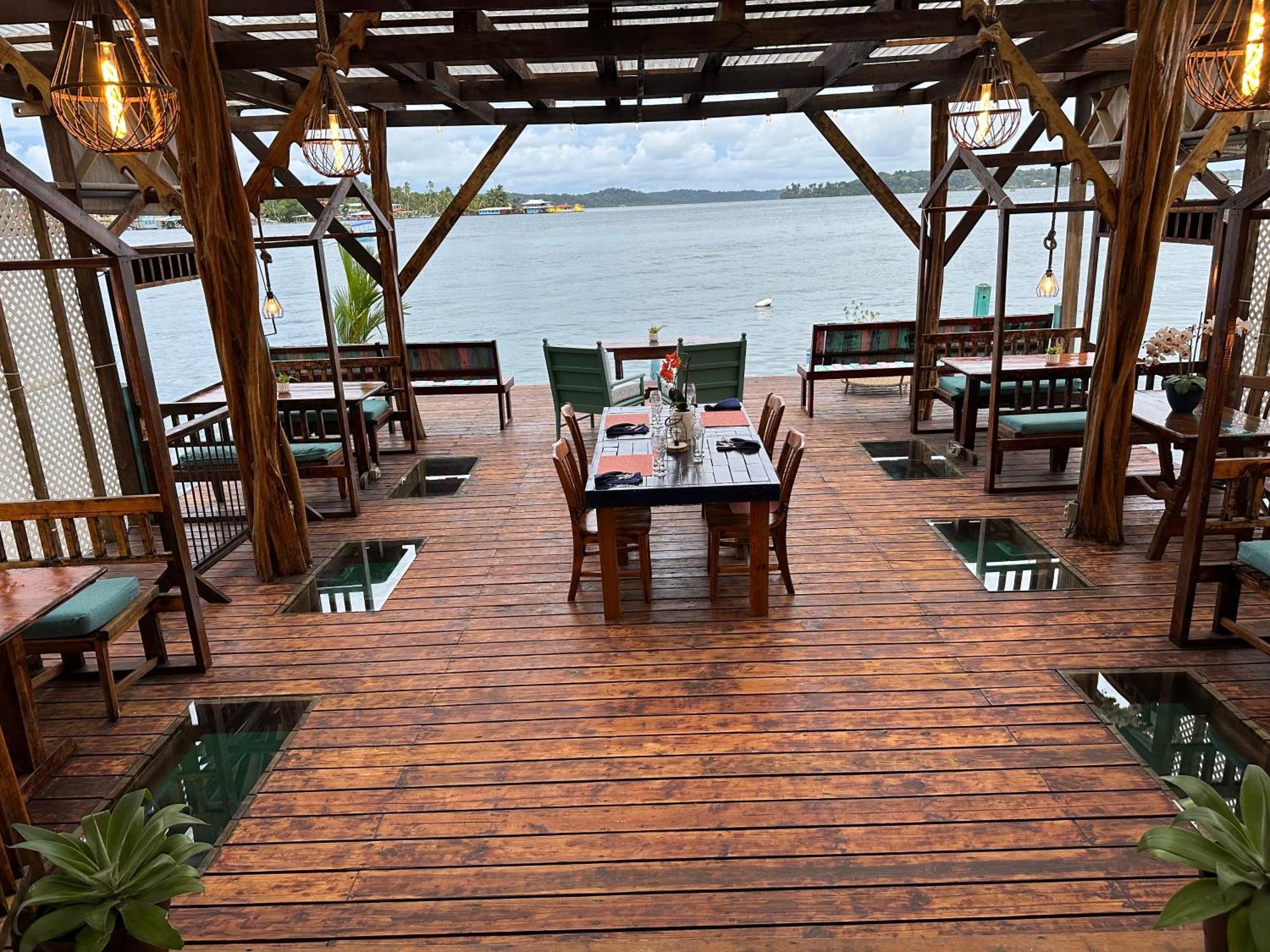 Ocean Sky Bocas Hotel Bocas del Toro Exterior photo